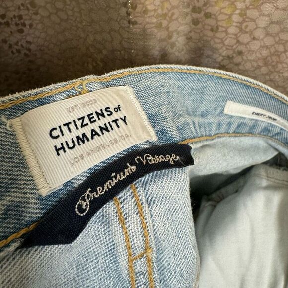 Citizens Of Humanity Light Wash Distressed Emery Crop Straight Leg Jeans 28 - Picture 3 of 9